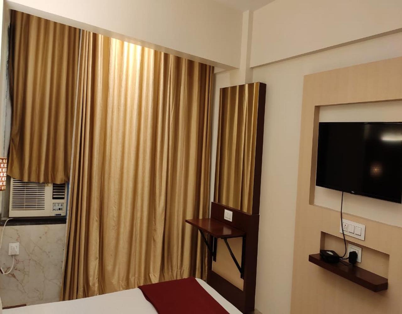 Fabhotel Spring Inn - Nr Borivali Station Malad Экстерьер фото